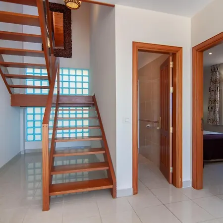 Ferienhaus Penthouse Duplex Avenida 1a011 *